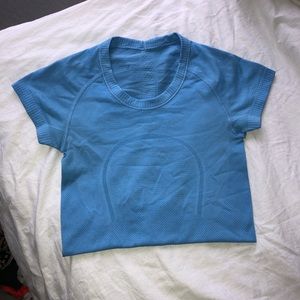 LULULEMON SWIFTLY TECH CREW IN BLUE